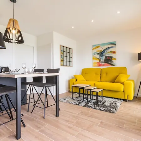 Avec Piscine Chauffee Proche Plage. Jardin, Spa, Bbq, Wifi. Ch. Bebe Incluse - Fr-1-306-1209