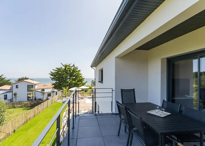 Casa de Férias Avec Piscine Chauffee Proche Plage. Jardin, Spa, Bbq, Wifi. Ch. Bebe Incluse - Fr-1-306-1209