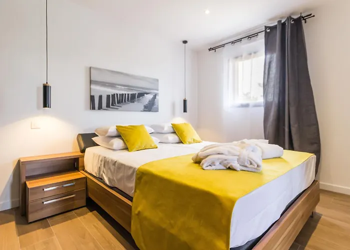 Casa de Férias Avec Piscine Chauffee Proche Plage. Jardin, Spa, Bbq, Wifi. Ch. Bebe Incluse - Fr-1-306-1209 Préfailles